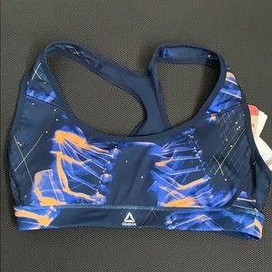NWOT Reebok sports bra